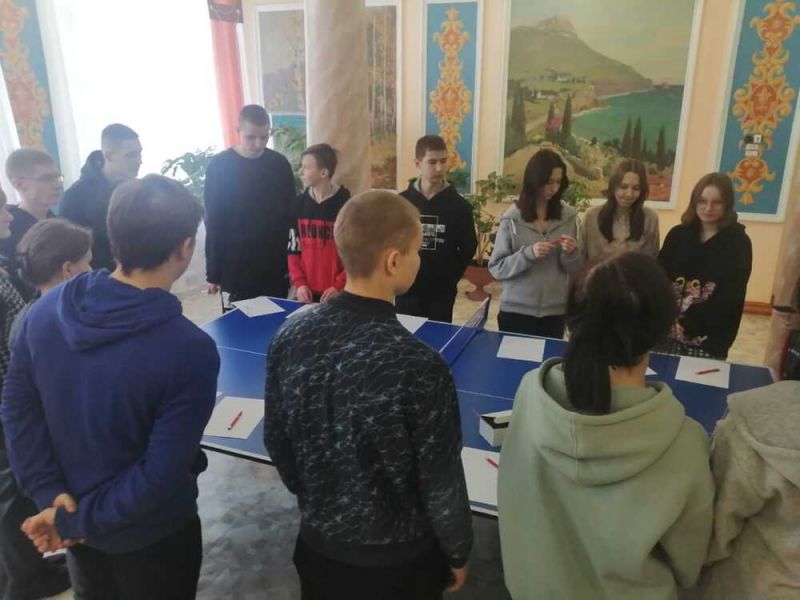 В преддверии Дня защитника Отечества учащиеся 9 и 11 классов приняли участие в игровом мероприятии «Молодежное нашествие»